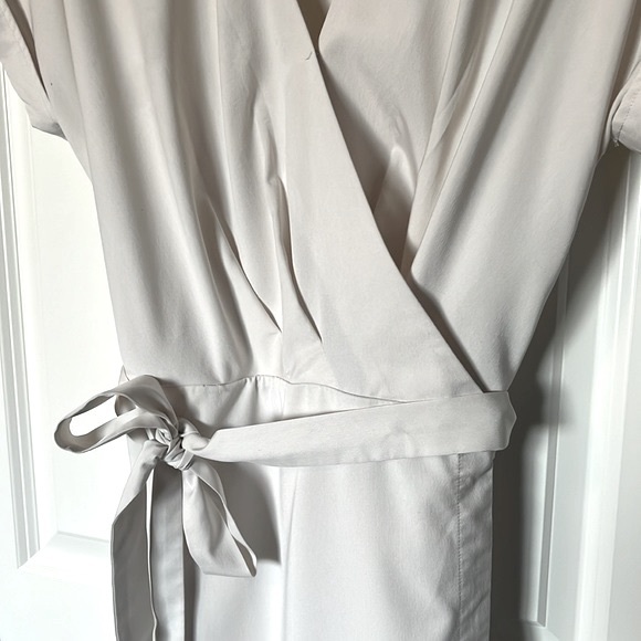 Kit and Ace Wrap Dress - Picture 4 of 6